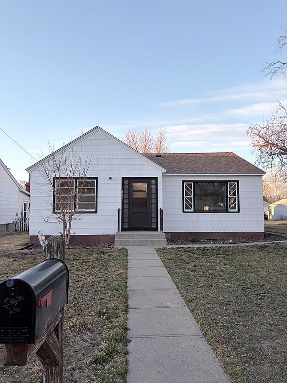 821 Howell Ave - Property Image
