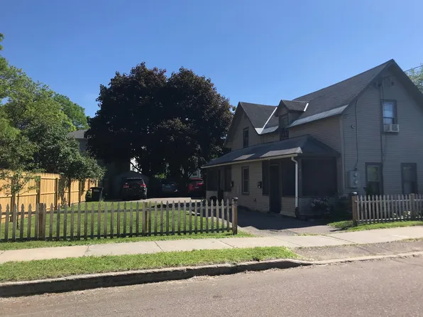 463 Manhattan Dr #5, Burlington, VT 05401