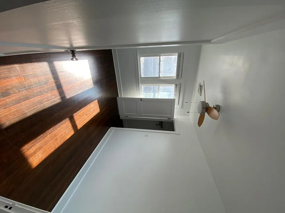 1310 Martha St