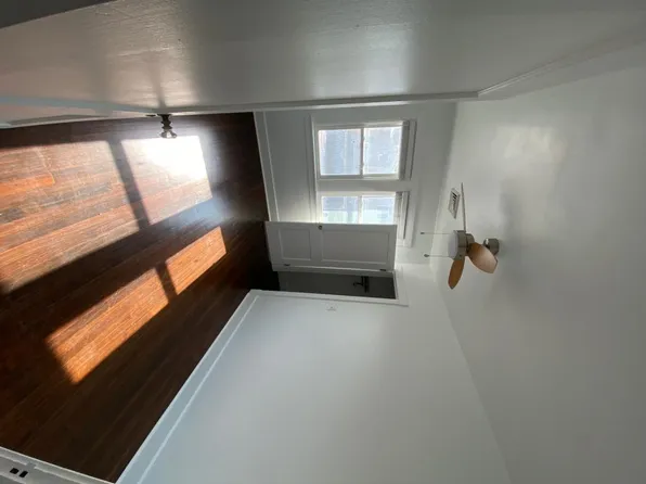 1310 Martha St, Homestead, PA 15120