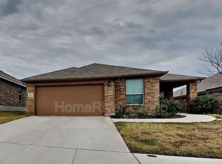 10128 Huntersville Trl, Fort Worth, TX 76108