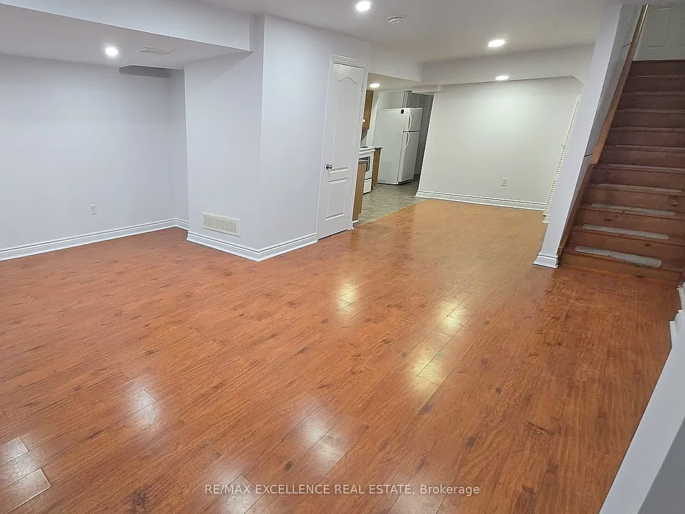 5553 Bonnie St
