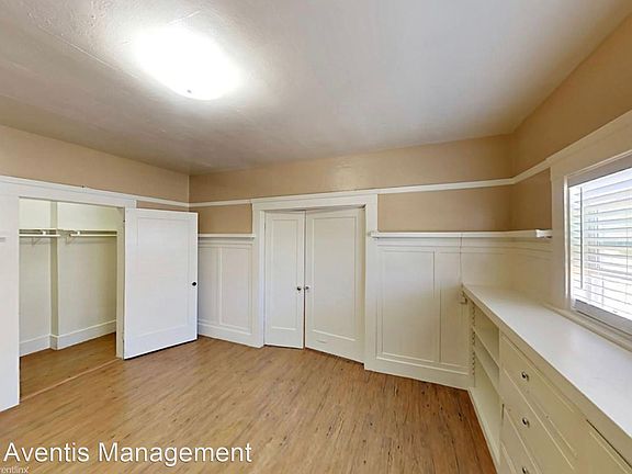 3rd image of 546 Georgia St APT 202