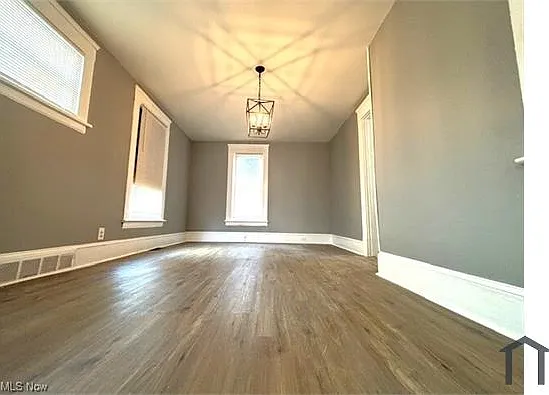 10635 Dupont Ave — Photo 10