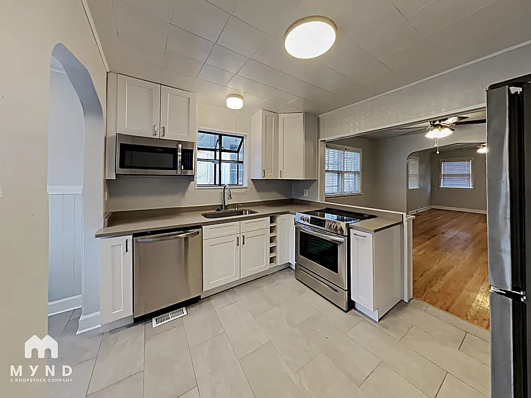 3359 Federal Blvd — Photo 6