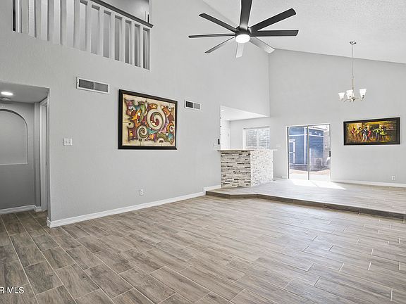 5th image of 14032 Tierra Vergel Dr