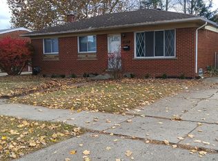 8414 Christine St, Warren, MI 48093