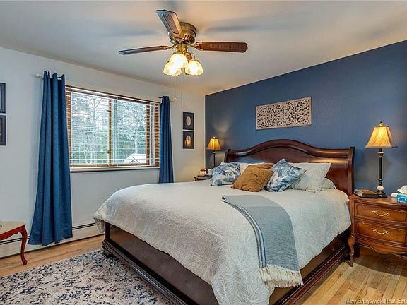 4th image of 3020 Loch Lomond Rd