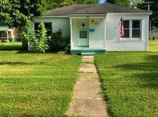 301 E Byrd Ave, Charleston, MO 63834