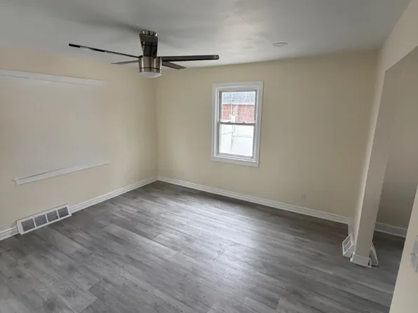 501 Pearl Harbor St #501, Bridgeport, CT 06610