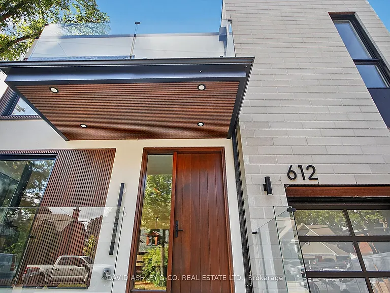 612 W Tweedsmuir Ave #MAIN — Photo 5