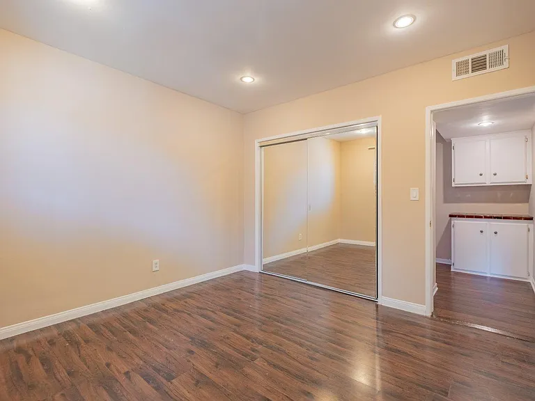 17123 Roscoe Blvd #2 — Photo 15