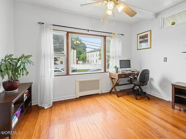121 Summit Ave — Photo 5
