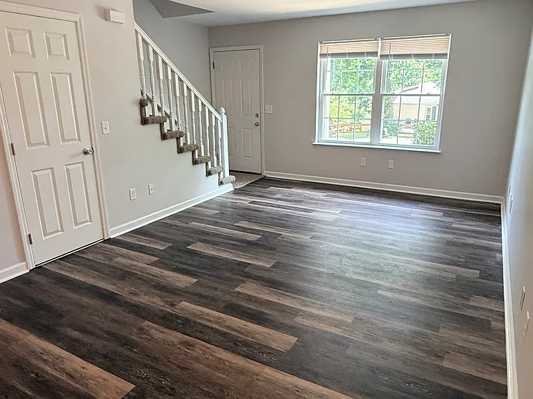411 Donaldson Rd #B — Photo 3