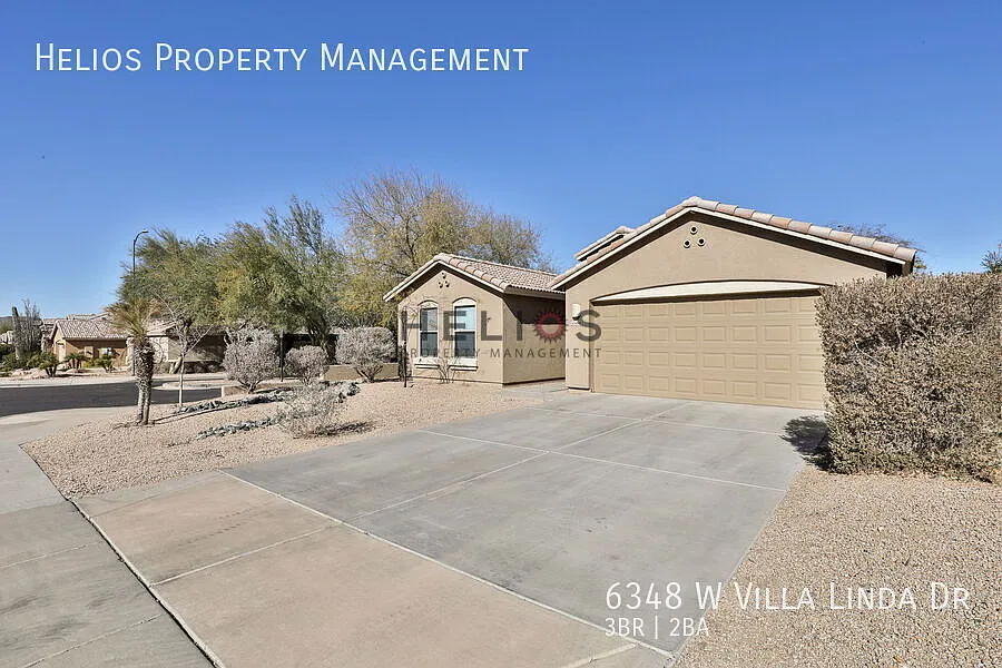 Charming 3-Bedroom Home with an Stunning Backyard in Glendale! — Photo 3