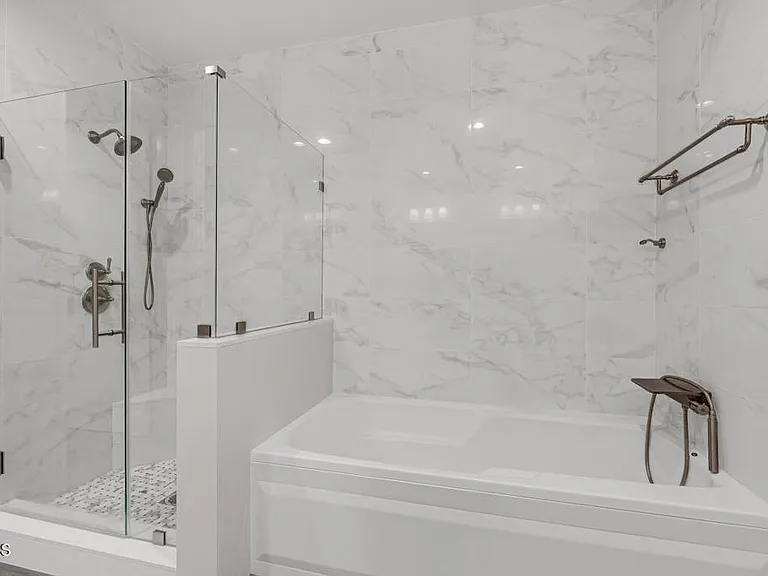 801 S Grand Ave #1710 — Photo 46