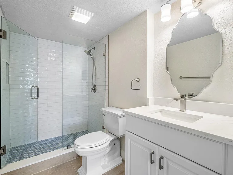 1801 N Flagler Dr #835 — Photo 19