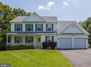 4 Cathedral Ln, Stafford, VA 22554