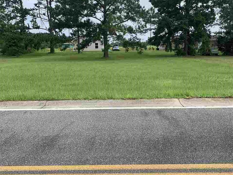1st image of 846 Arlington Cir