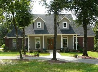 7524 Park Ridge Dr, Moss Point, MS 39562