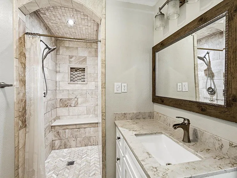 3211 John Campbells Trl — Photo 12