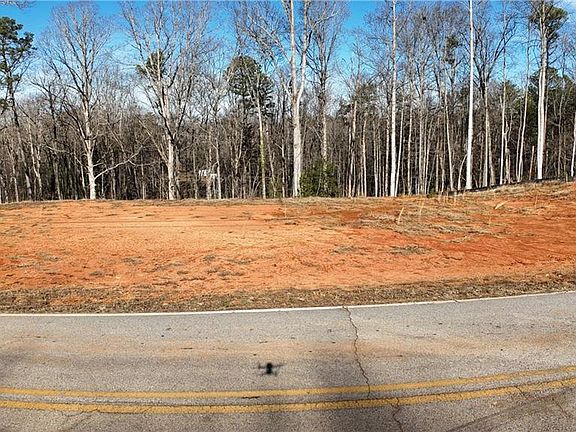 5th image of 628 Robertson Loop Rd Tract 1B