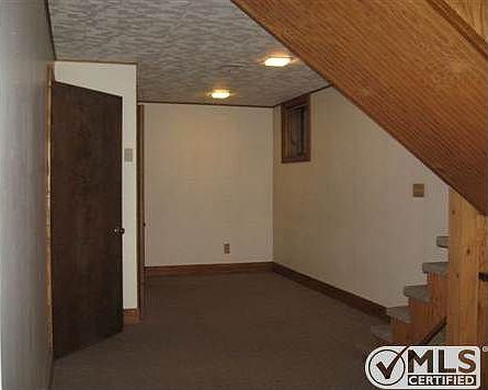5th image of 2617 6th Ave W