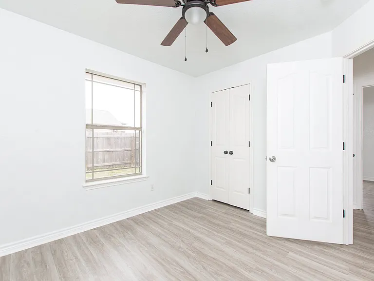 4602 Lauren Mackenzie Dr — Photo 15