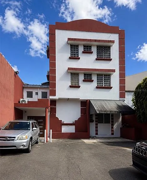 413 Condominio Gaither Plz #2B — Photo 1