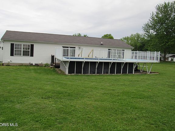 5th image of 111 Leigh Rd