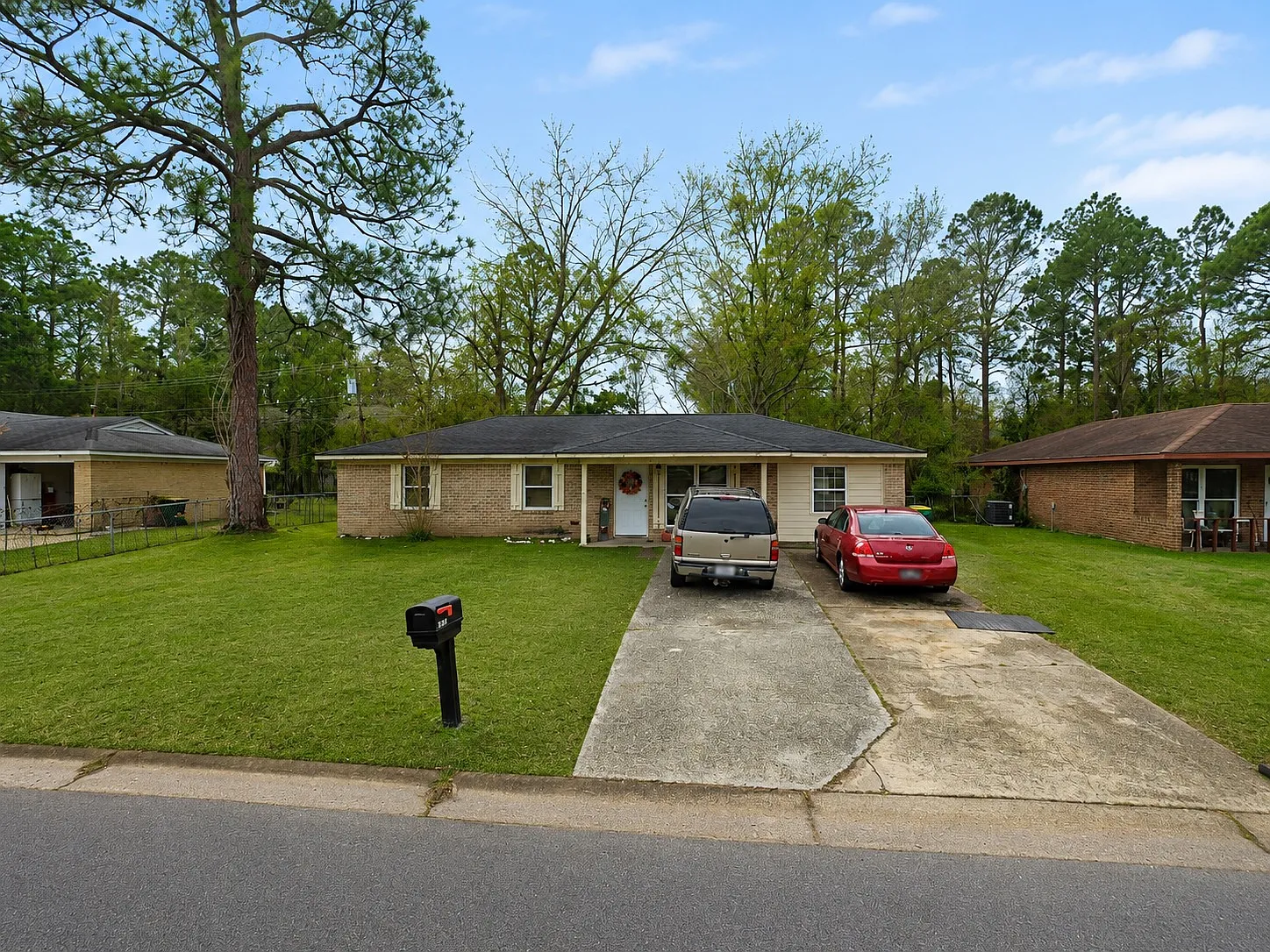4 bed, 1248 sqft, $1,800 — Photo 1