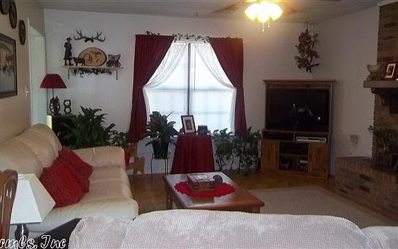 5th image of 1914 Starlite Dr