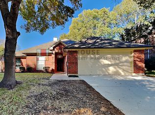 6210 Meadowedge Rd, Arlington, TX 76001