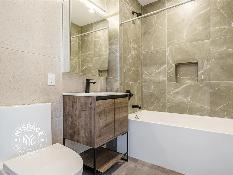 1499 Bedford Ave #9P — Photo 11