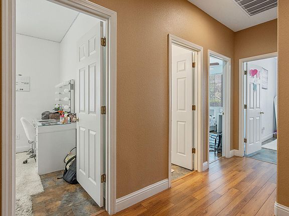5th image of 2212 N Kent Court