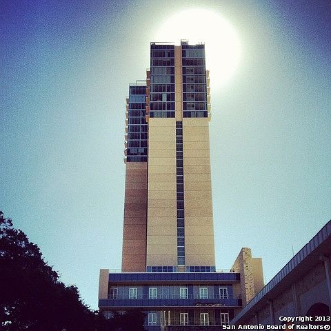 1st image of 600 E MARKET ST #2808