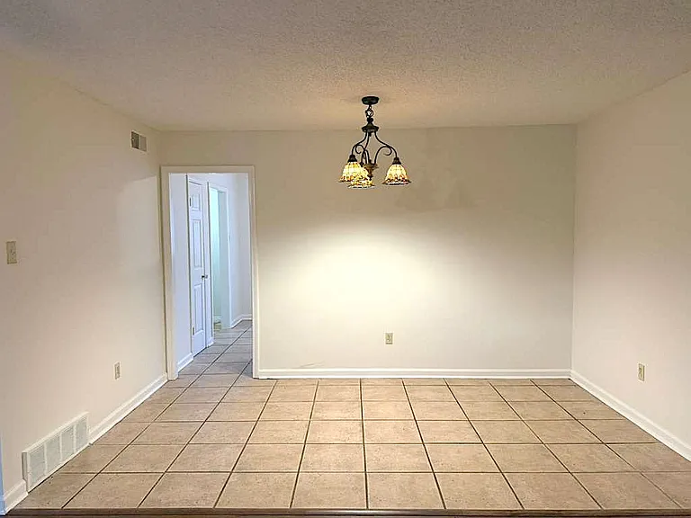 3037 McVay Trail Dr — Photo 4