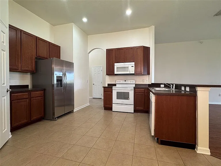 317 Down Pine Dr — Photo 10