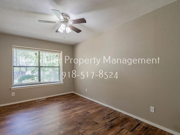 8807 E 56th St — Photo 11