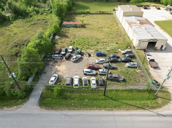 8909 Taub Rd, Houston, TX 77064