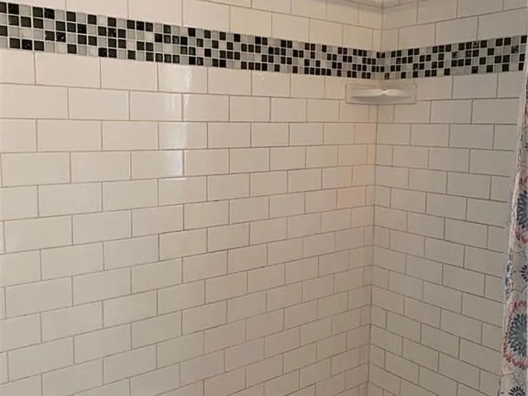9316 Greystone Ave — Photo 10