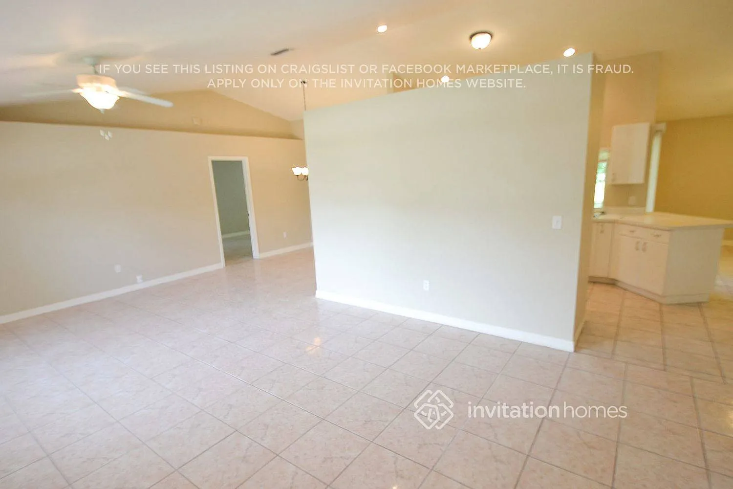 3210 SE Santa Barbara Pl Cape Coral, FL 33904 — Photo 2