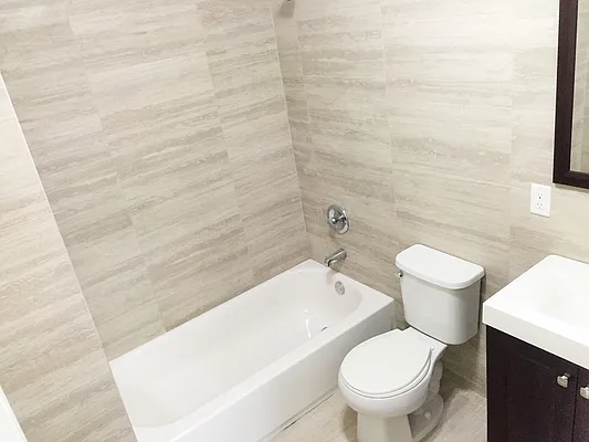 Rented by Remax Real Estate Professionals | media 20