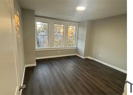 3 bed, 1250 sqft, $1,700 — Photo 4