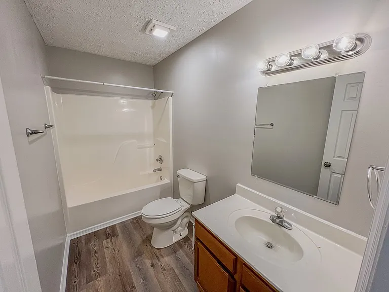 804 Forest Dale Ln #A — Photo 5