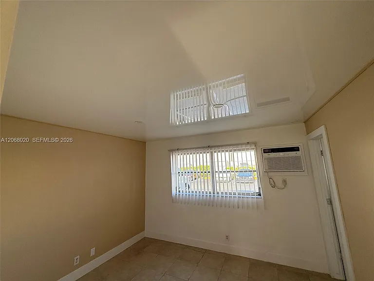 5168 NE 6th Ave #407 — Photo 26