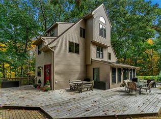 122 Noble Hill Rd, Oakdale, CT 06370