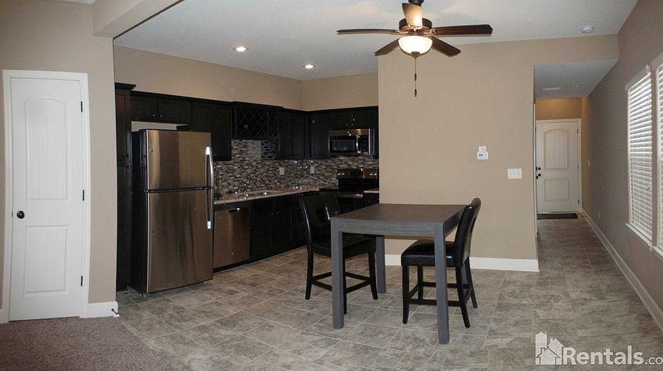 2nd image of 2100 Hickorleaf Ln