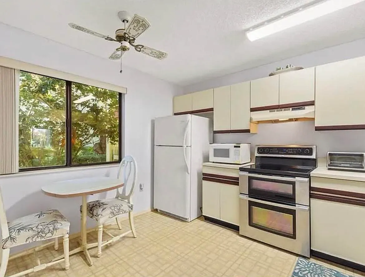 2 bed, 2.0 bath, 1060 sqft, $2,200 — Photo 3