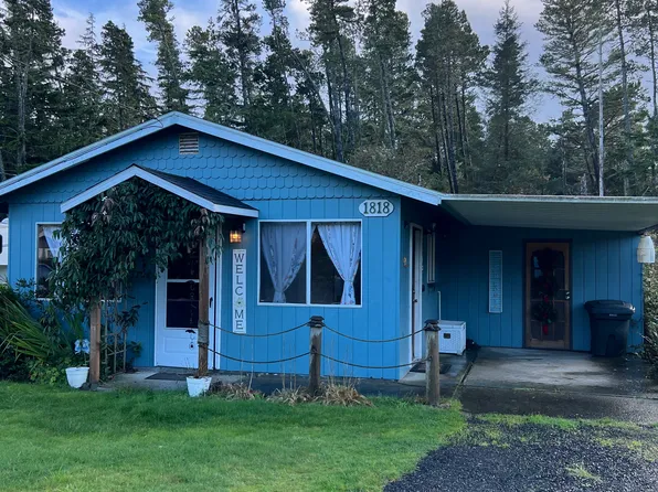 1818 245th St, Ocean Park, WA 98640